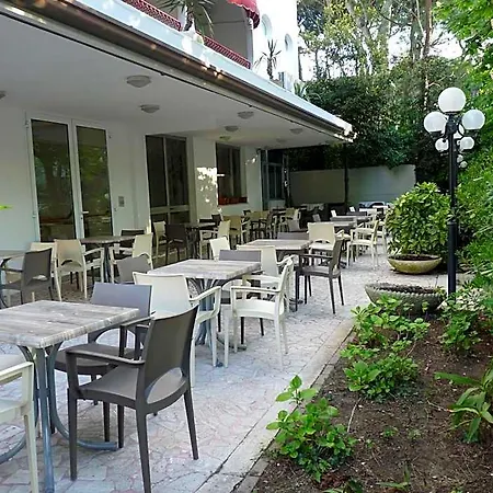 Hotel Pierre 