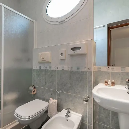 Hotel Pierre Nuova Gestione