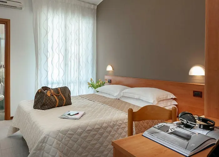 Pierre Nuova Gestione 3* Riccione